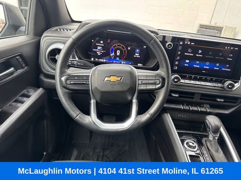 Used 2025 Chevrolet Colorado LT w/ LT Convenience Package image 15