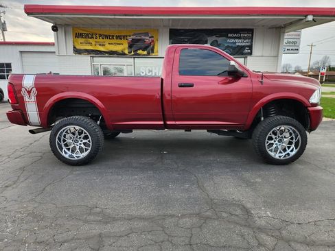 Used 2014 RAM 2500 Tradesman w/ Power & Remote Entry Group image 2