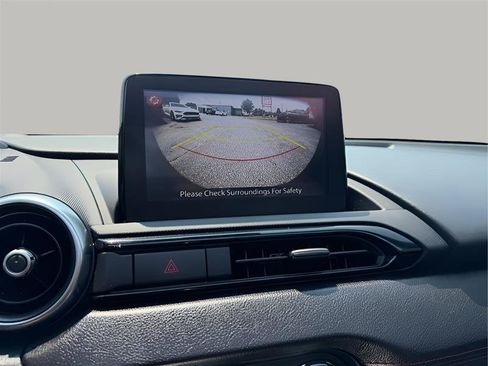 Used 2019 MAZDA MX-5 Miata RF Grand Touring RWD image 41
