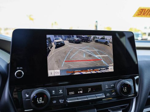 Certified 2024 Toyota Grand Highlander AWD image 15