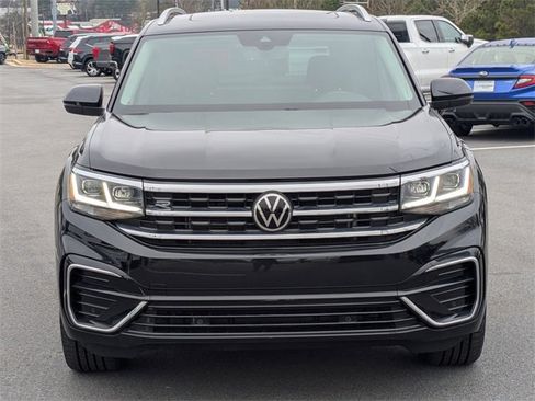 Certified 2022 Volkswagen Atlas SEL R-Line image 9