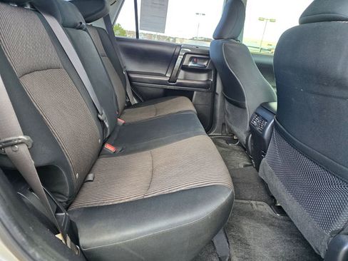 Used 2018 Toyota 4Runner TRD Off-Road image 28