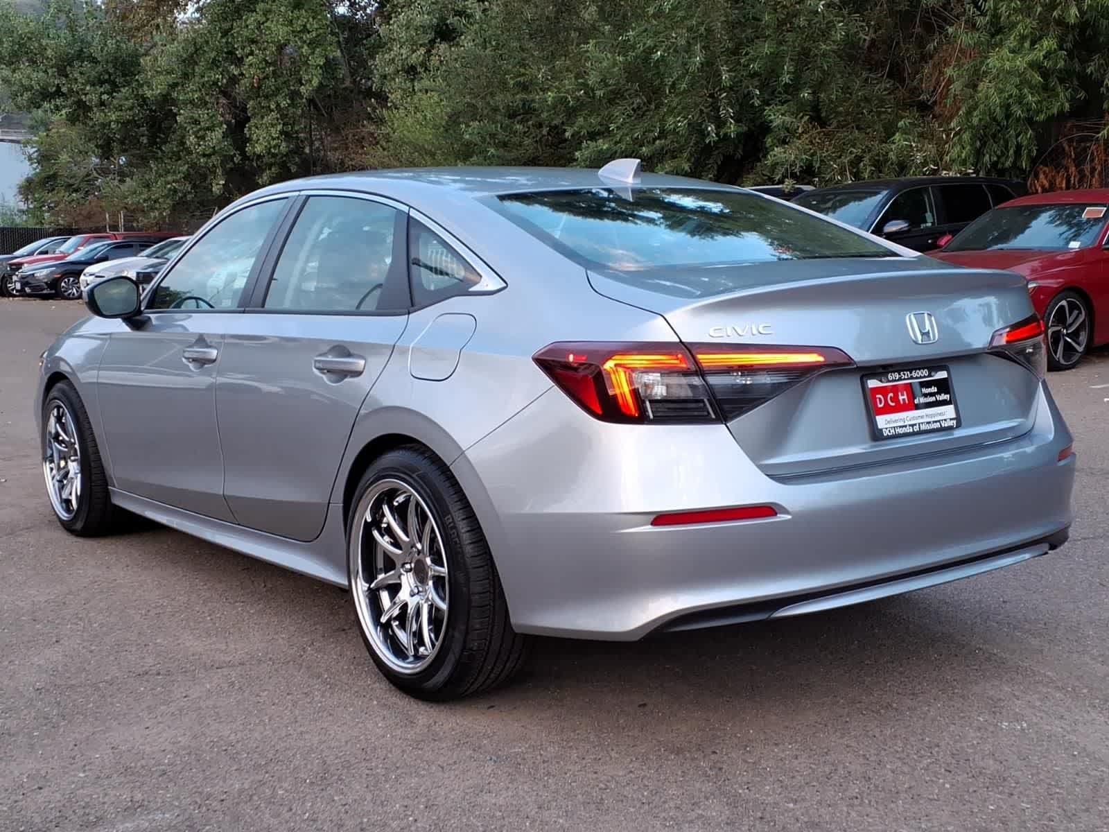 Used 2026 Honda Civic LX image 7