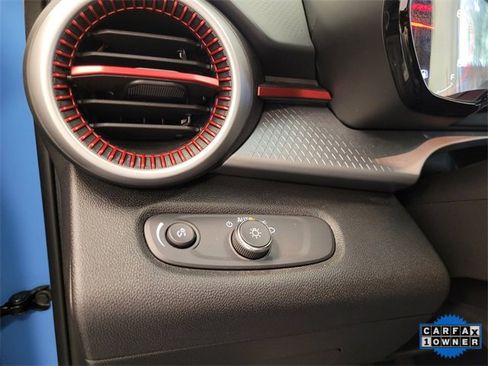 Used 2024 Chevrolet Trax RS w/ Driver Confidence Package image 26