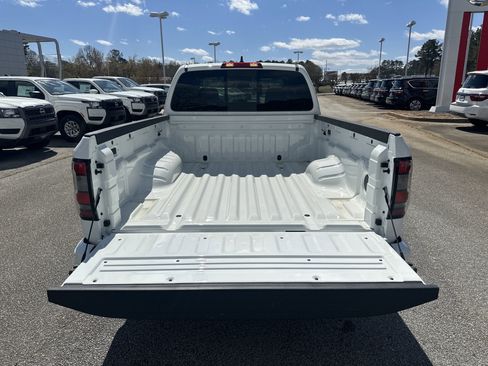 New 2025 Nissan Frontier SV image 16