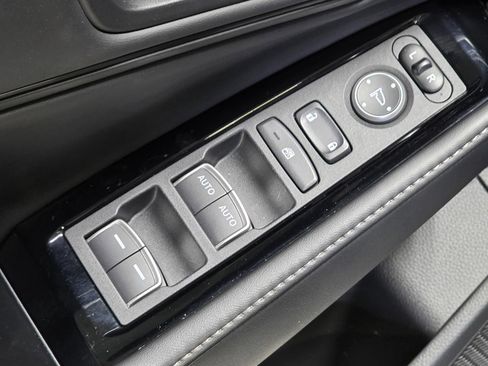 Used 2024 Honda Accord Touring image 21