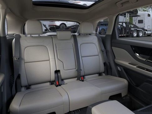 New 2026 Lincoln Corsair Reserve w/ Jet Appearance Package image 11