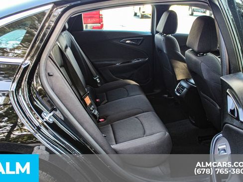 Used 2025 Chevrolet Malibu LT FWD image 15