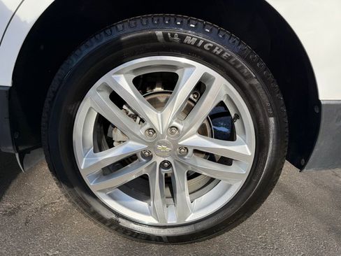 Used 2020 Chevrolet Equinox Premier image 21
