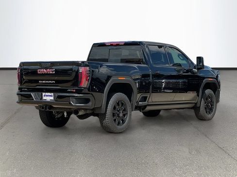 New 2026 GMC Sierra 2500 AT4 w/ AT4 Premium Plus Package AWD/4WD image 4