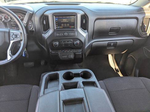 Certified 2021 Chevrolet Silverado 1500 Custom w/ Safety Confidence Package image 17