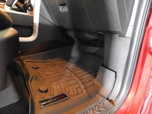 Used 2013 Ford F150 FX4 w/ Mid Equipment Group AWD/4WD image 12