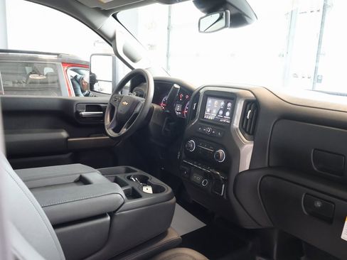 New 2026 Chevrolet Silverado 2500 W/T image 33