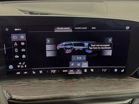 Certified 2025 Audi Q5 Prestige image 16