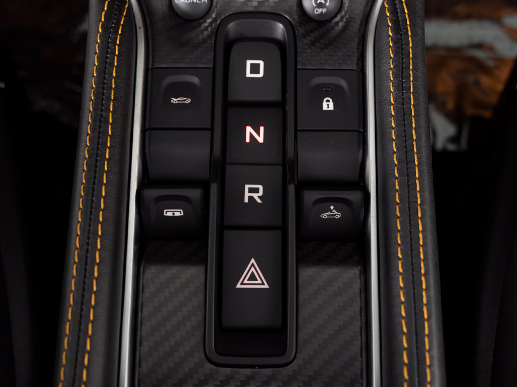 Used 2018 McLaren 570S Spider RWD image 27