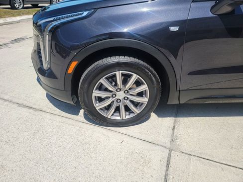 Used 2023 Cadillac XT4 Sport FWD image 9
