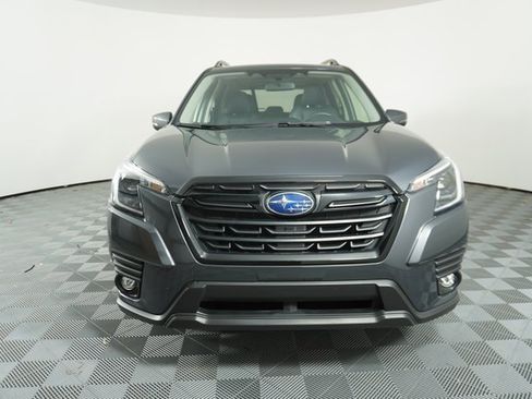 Used 2024 Subaru Forester Limited image 2