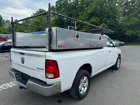 Used 2014 RAM 1500 Classic SLT AWD/4WD image 3
