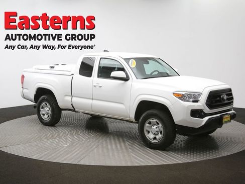Used 2022 Toyota Tacoma SR image 47