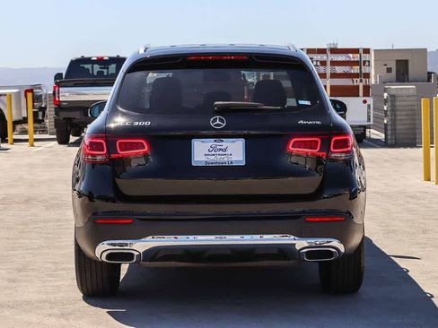 Used 2020 Mercedes-Benz GLC 300 4MATIC w/ Parking Assistance Package image 5