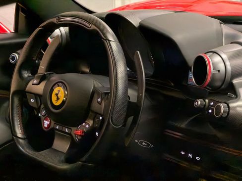 Used 2020 Ferrari F8 Tributo RWD image 28
