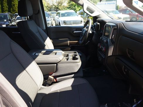 Used 2022 Chevrolet Silverado 1500 LT AWD/4WD image 26