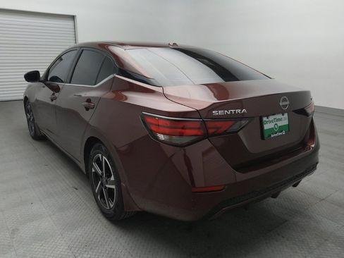 Used 2024 Nissan Sentra SV FWD image 5