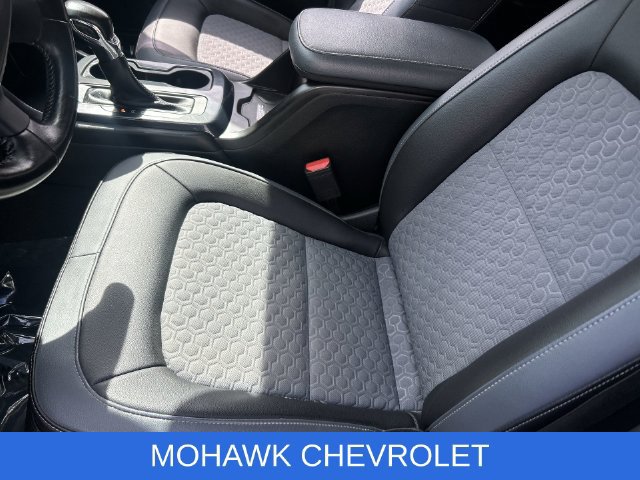 Used 2022 Chevrolet Colorado Z71 AWD/4WD image 18