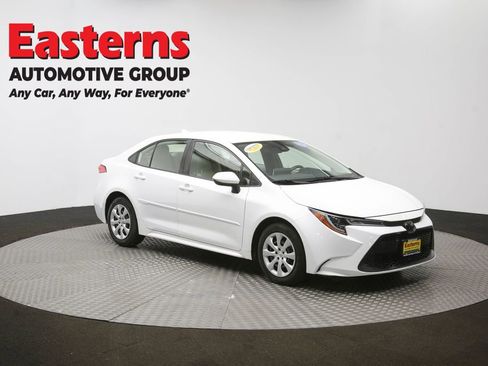 Used 2020 Toyota Corolla LE image 48