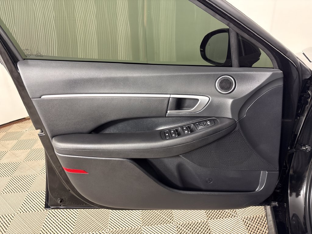 Used 2024 Hyundai Sonata SEL FWD image 16