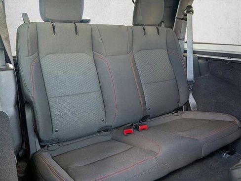 Used 2022 Jeep Wrangler Rubicon w/ Steel Bumper Group image 21