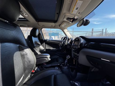 Used 2015 MINI Cooper S image 13