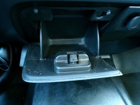 Used 2017 Chevrolet Silverado 2500 W/T image 24