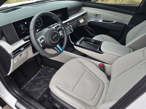 New 2026 Hyundai Tucson Limited image 25