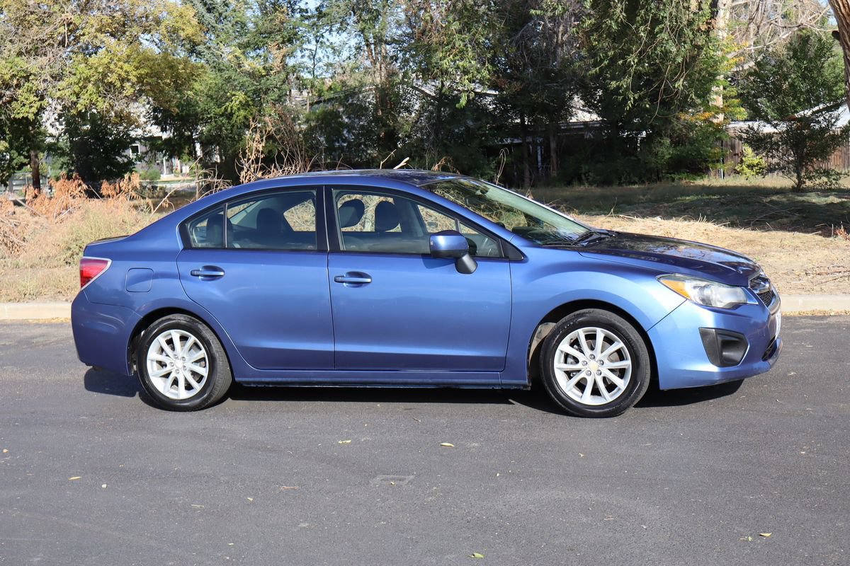 Used 2014 Subaru Impreza 2.0i Premium w/ All-Weather Package w/CVT AWD/4WD image 2