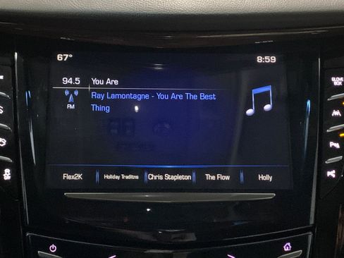 Used 2020 Cadillac Escalade Luxury w/ Escalade Sport Edition image 10