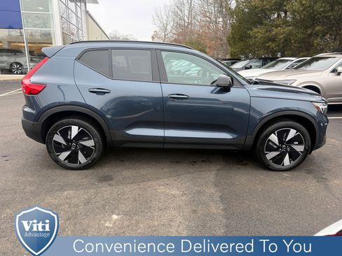 New 2026 Volvo EX40 Plus w/ Climate Package image 9