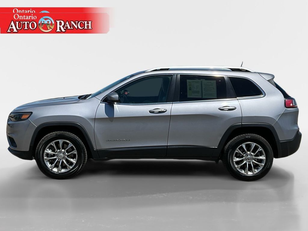 Used 2021 Jeep Cherokee Latitude Plus AWD/4WD image 2