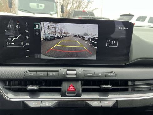 Used 2025 Kia K4 EX image 25