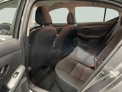 Used 2025 Nissan Sentra SV image 14