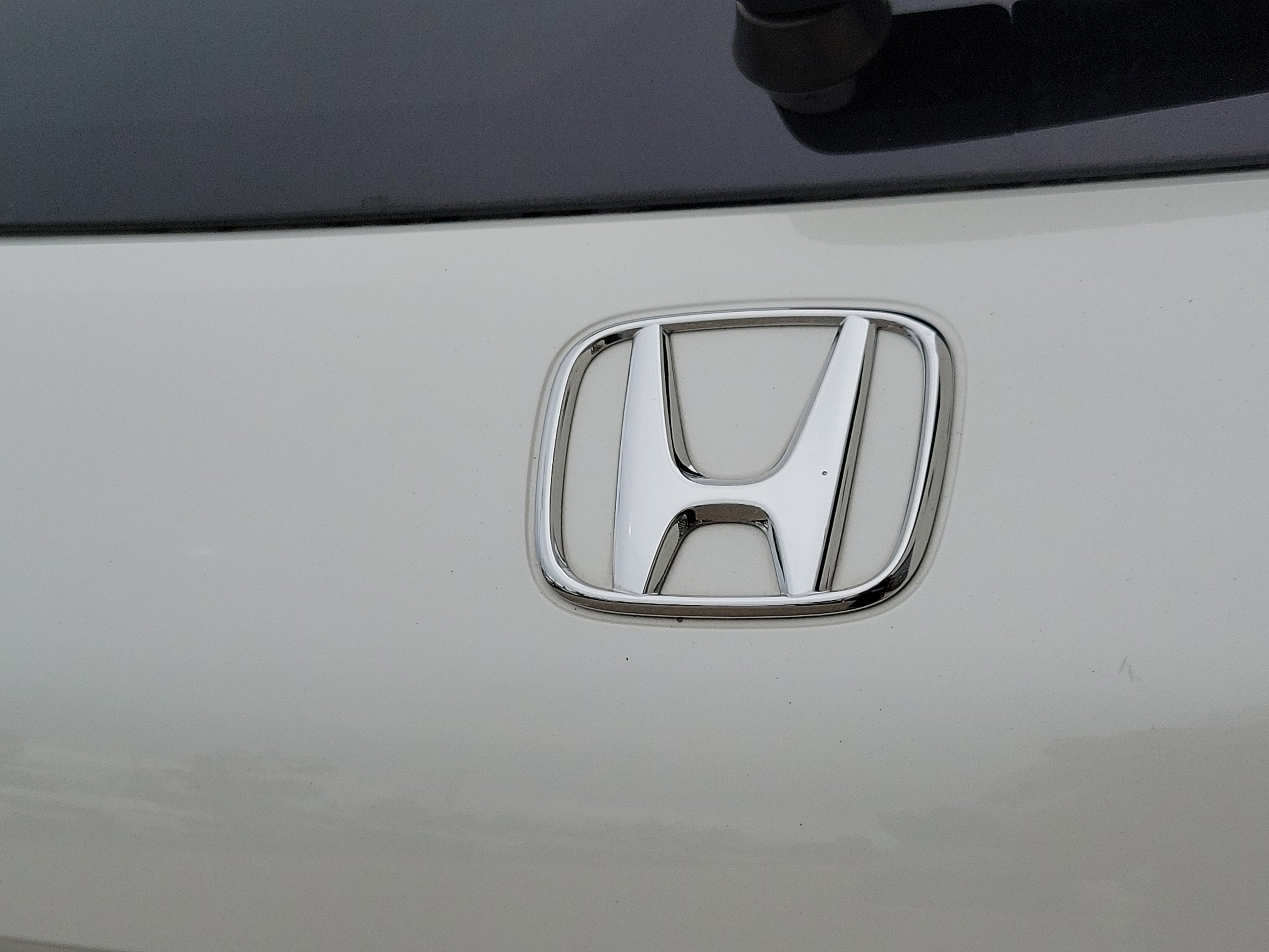 Used 2024 Honda HR-V EX-L image 8