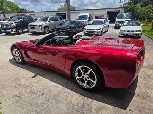 Used 2004 Chevrolet Corvette Convertible w/ Preferred Equipment Group RWD image 25
