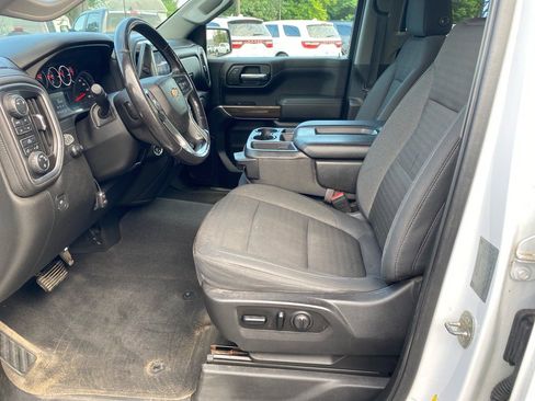 Used 2019 Chevrolet Silverado 1500 LT w/ All-Star Edition image 9