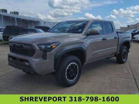 Used 2026 Toyota Tacoma TRD Off-Road AWD/4WD image 4