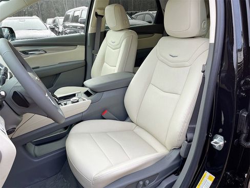 New 2025 Cadillac XT5 Premium Luxury image 22