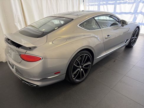 Used 2023 Bentley Continental GT Azure image 9