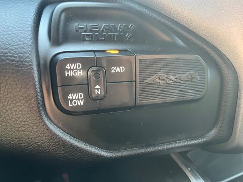 Used 2022 RAM 3500 Big Horn w/ Level C Equiment Group AWD/4WD image 17