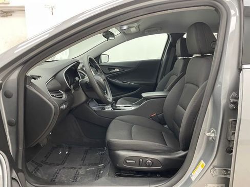 Used 2023 Chevrolet Malibu LT image 8