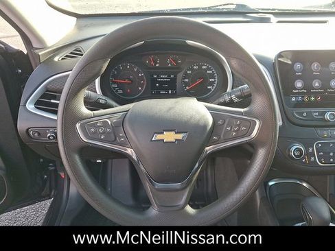 Used 2023 Chevrolet Malibu LT image 20