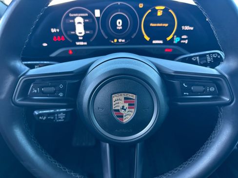 Used 2023 Porsche Taycan 4S image 23